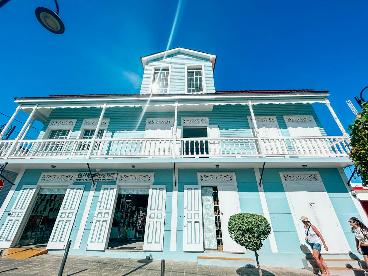Guía de qué hacer en el puerto de cruceros de Puerto Plata y la Bahía Taína Guía de qué hacer en el puerto de cruceros de Puerto Plata y la Bahía Taína