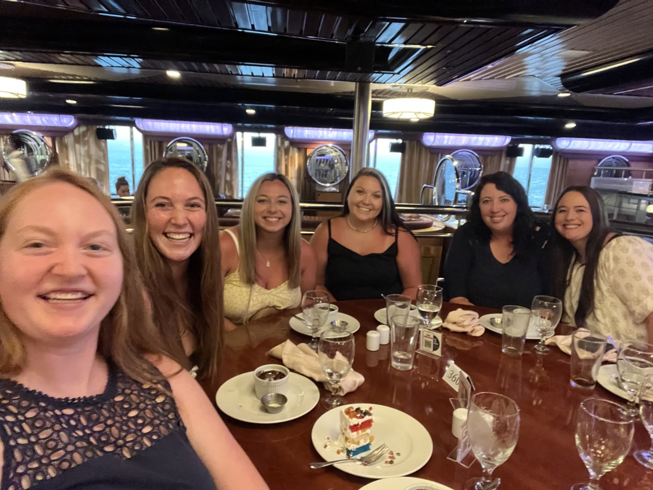Probé la cabina más barata de Carnival Cruise Line que pude encontrar y así fue Probé la cabina más barata de Carnival Cruise Line que pude encontrar y así fue