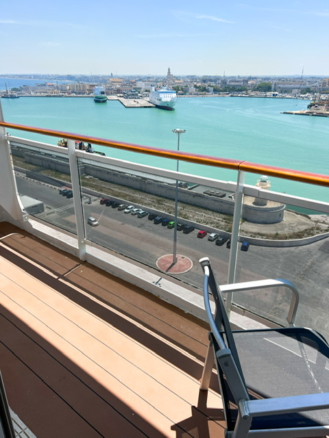 Tour en cabina en MSC Fantasia Yacht Club Tour en cabina en MSC Fantasia Yacht Club