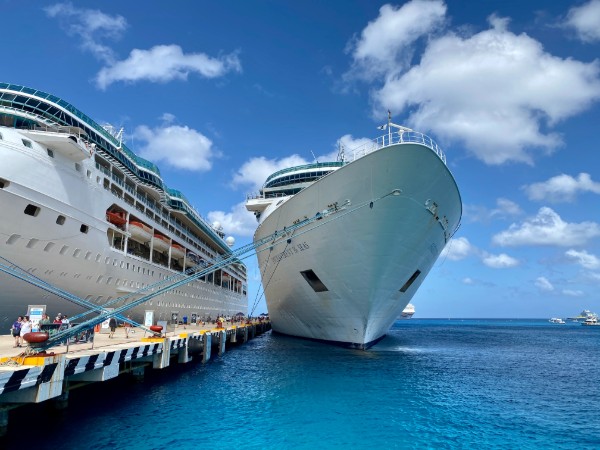 Cómo enviar mensajes de texto gratis en un crucero