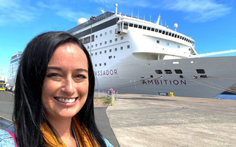 Las 14 peores líneas de cruceros (según reseñas) Las 14 peores líneas de cruceros (según reseñas)