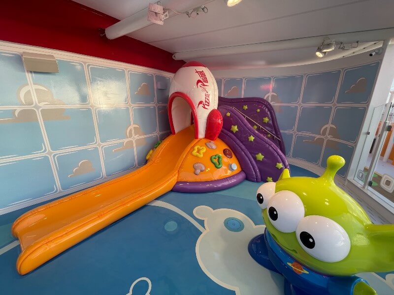 Toboganes acuáticos de cruceros de Disney: la guía definitiva