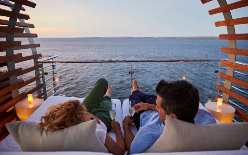 Explicación de los beneficios de las acciones de cruceros de celebridades Explicación de los beneficios de las acciones de cruceros de celebridades