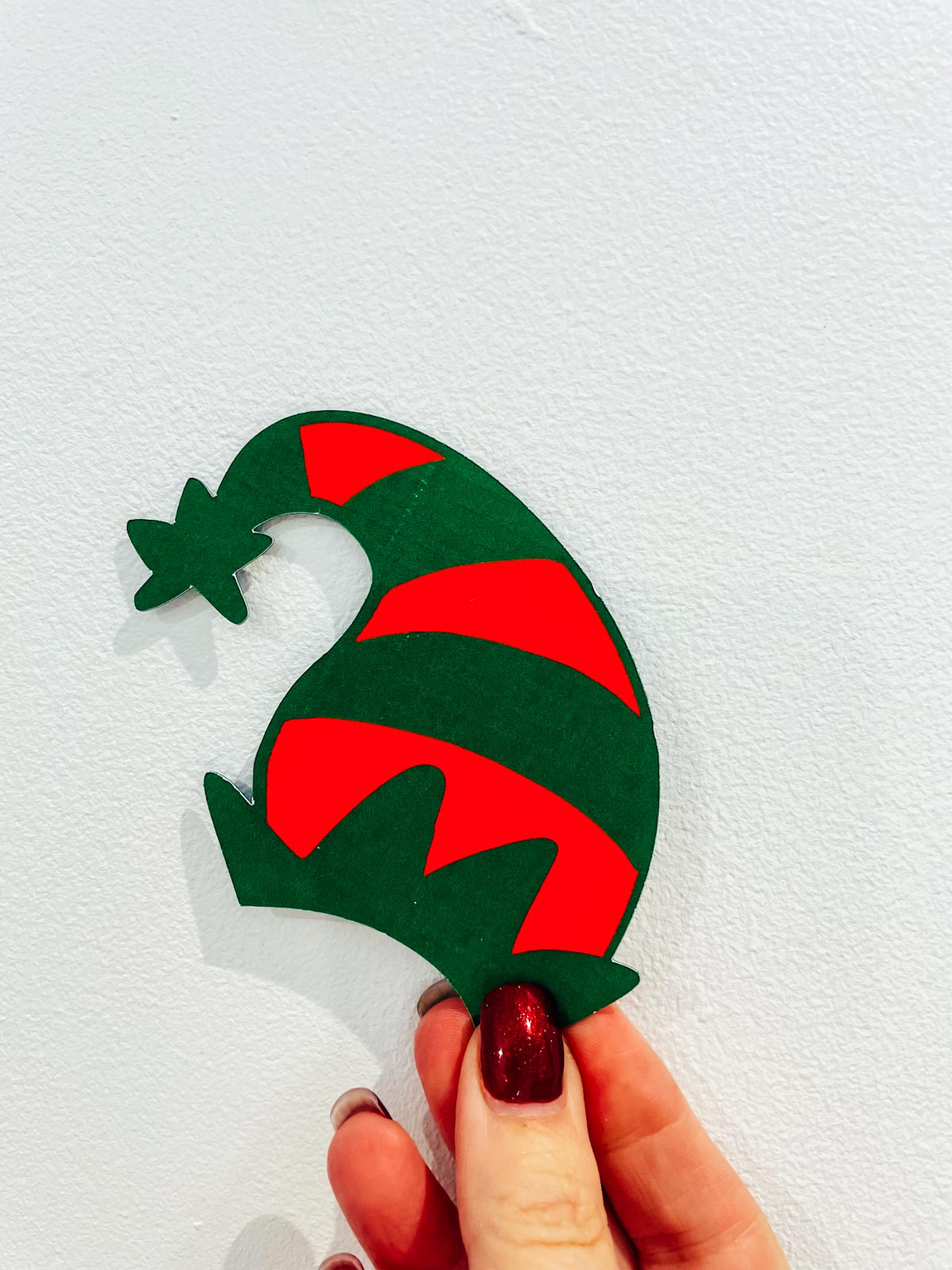 Decoraciones imprimibles para puertas de cruceros navideños con sombrero de elfo