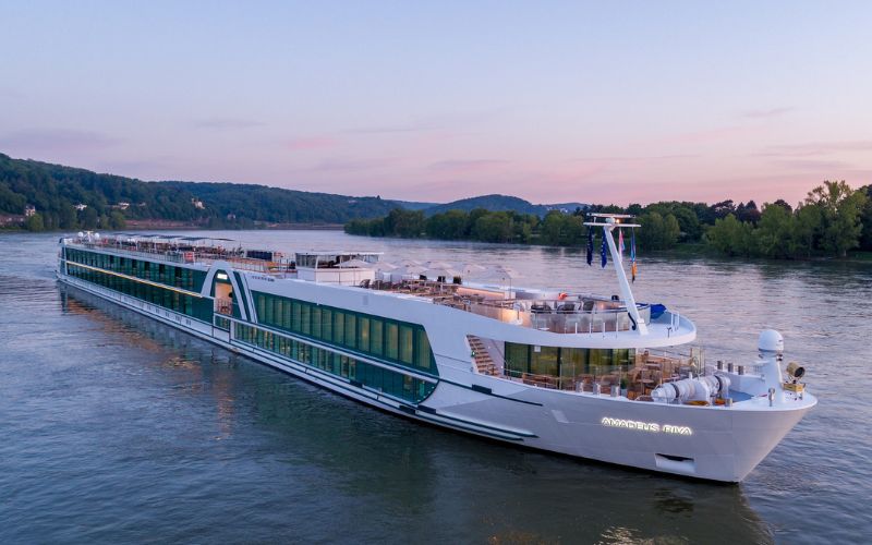 Las 14 peores líneas de cruceros (según reseñas) Las 14 peores líneas de cruceros (según reseñas)