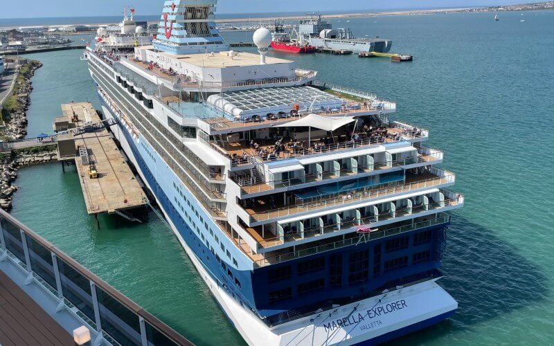 Las 14 peores líneas de cruceros (según reseñas) Las 14 peores líneas de cruceros (según reseñas)