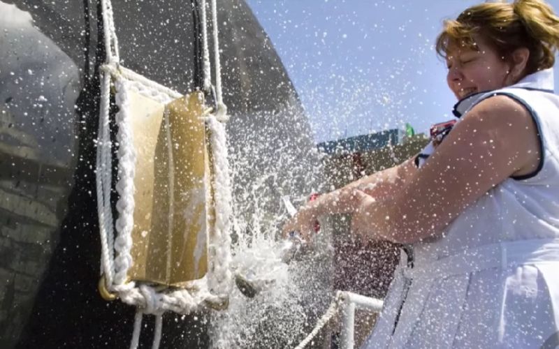 ¿Cómo llegan los cruceros al agua? ¿Cómo llegan los cruceros al agua?