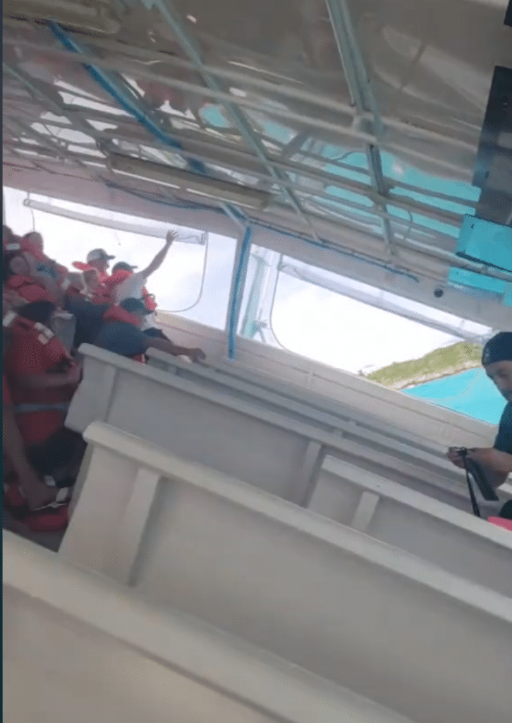 Trágico suceso: un pasajero de un crucero muere durante una excursión en tierra en las Bahamas tropicales