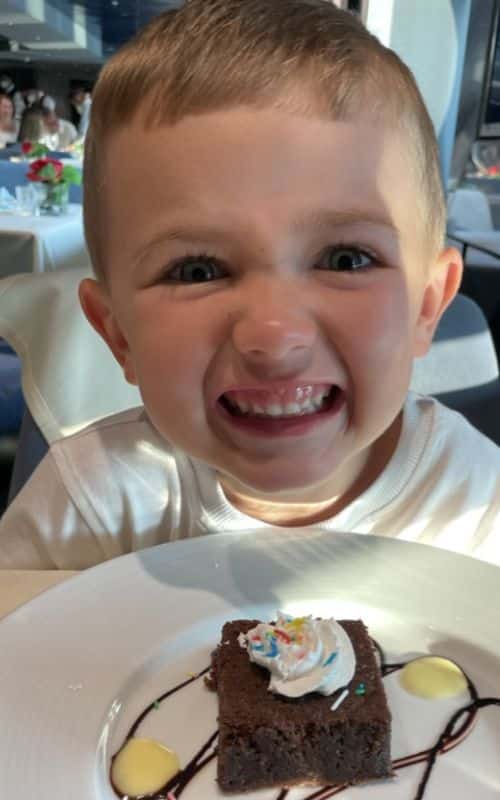 ¿Está incluida la comida en los cruceros?