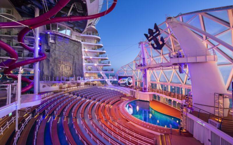 Guía de suites del Symphony of the Seas Guía de suites del Symphony of the Seas