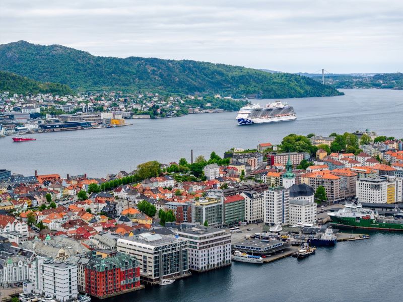 Princess Cruises vs. Royal Caribbean: ¿Cuál es mejor?