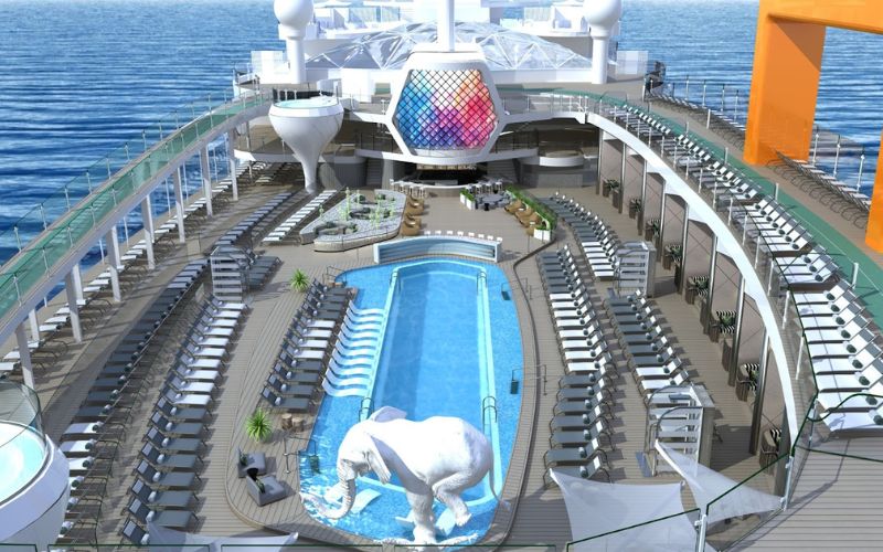 Royal Caribbean vs. Celebrity Cruises: ¿Cuál es mejor? Royal Caribbean vs. Celebrity Cruises: ¿Cuál es mejor?