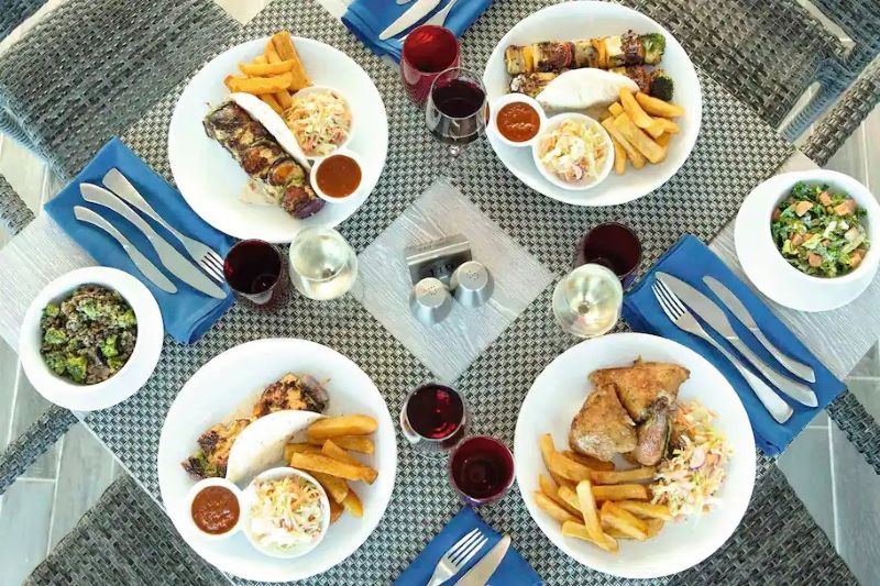 Explicaciones de la oferta gastronómica de Marella Cruceros Explicaciones de la oferta gastronómica de Marella Cruceros