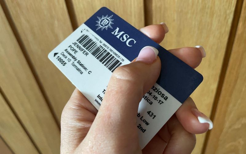 ¿Cómo se paga en un crucero?