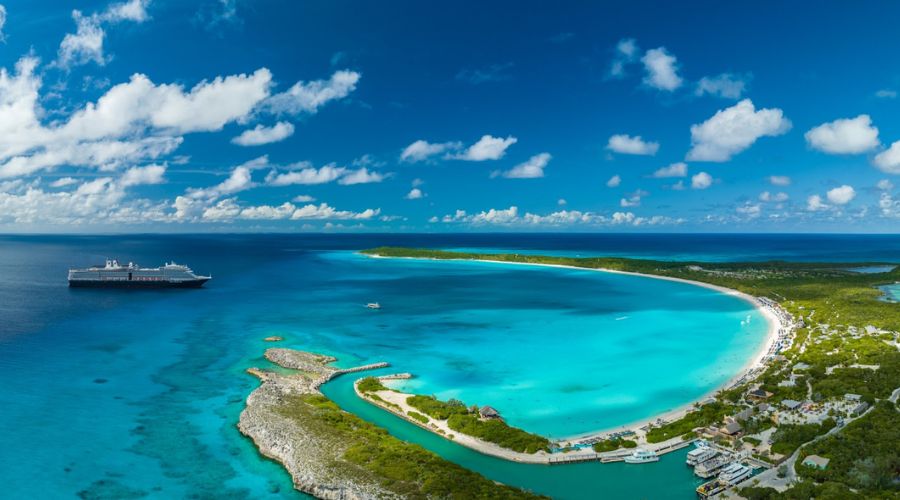 Princess Cays vs. Half Moon Cay: 8 diferencias clave Princess Cays vs. Half Moon Cay: 8 diferencias clave