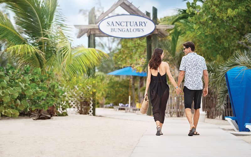 Princess Cays vs. Half Moon Cay: 8 diferencias clave Princess Cays vs. Half Moon Cay: 8 diferencias clave