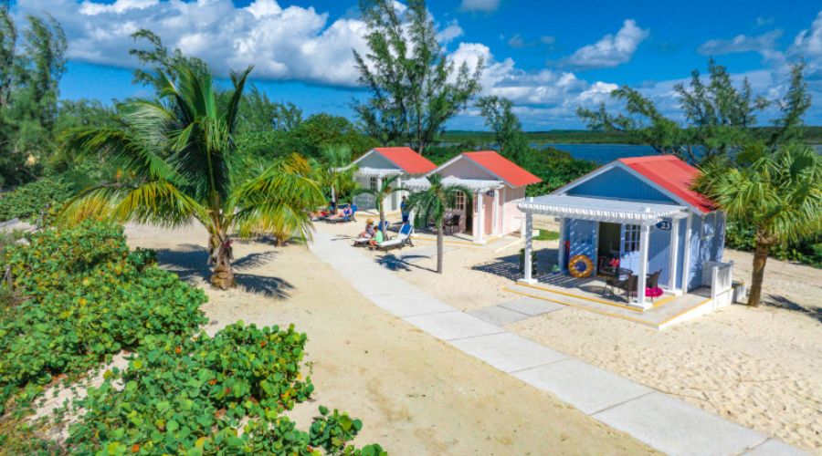 Princess Cays vs. Half Moon Cay: 8 diferencias clave Princess Cays vs. Half Moon Cay: 8 diferencias clave