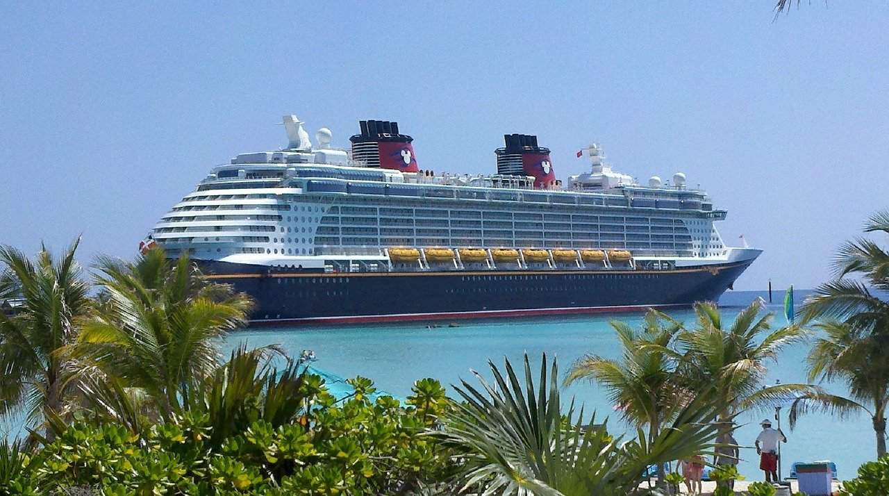 Consejos para viajar con un bebé en la Línea de Cruceros de Disney.