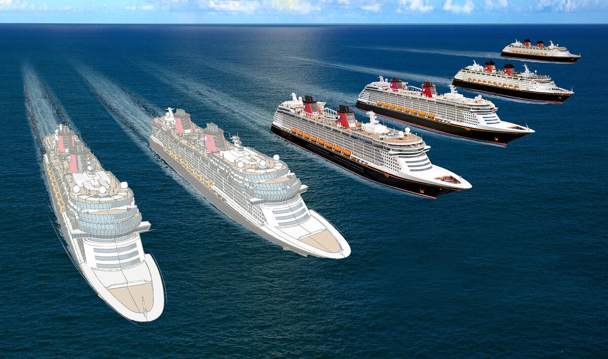 Comparación de los cruceros más grandes y más pequeños de Disney: cómo es navegar en ambos