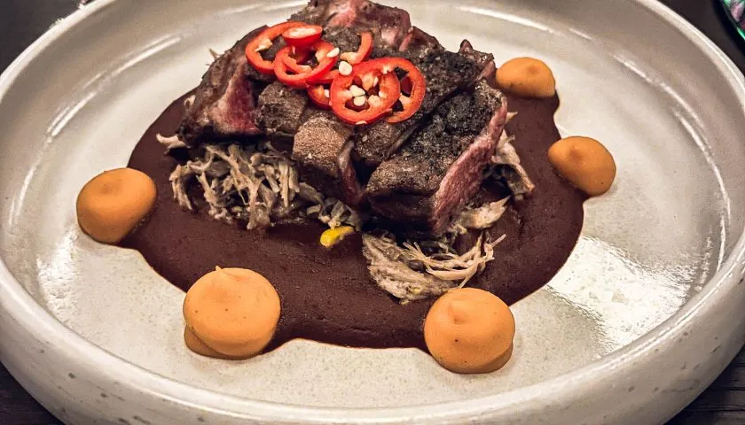 La guía definitiva de restaurantes de Virgin Voyages La guía definitiva de restaurantes de Virgin Voyages