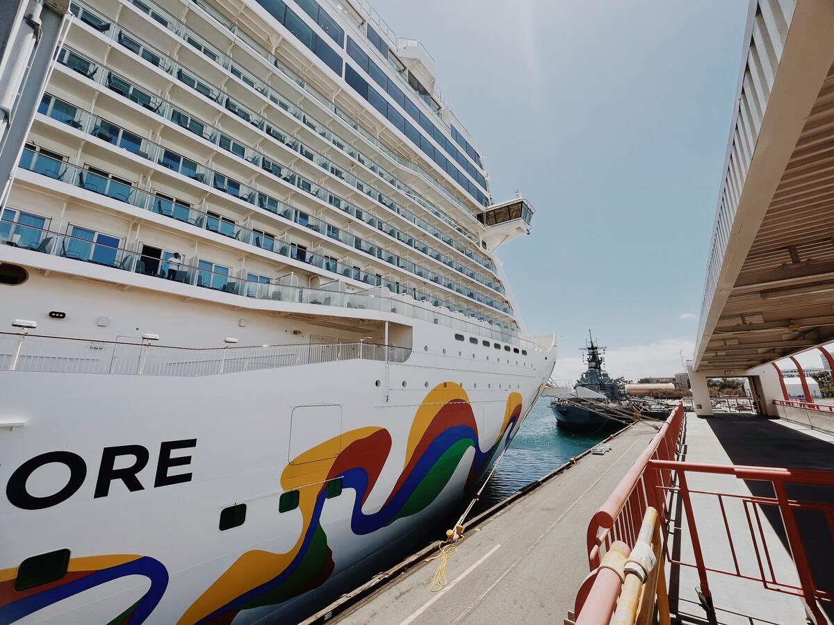 Hice mi primer crucero en solitario con Norwegian Cruise Line. Después de 5 noches, estos son los pros y los contras de viajar solo