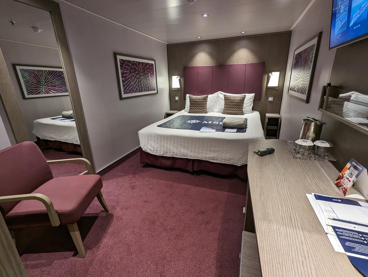Pagué 900 dólares por la cabina interior más pequeña de mi crucero MSC Seaside: echa un vistazo al interior