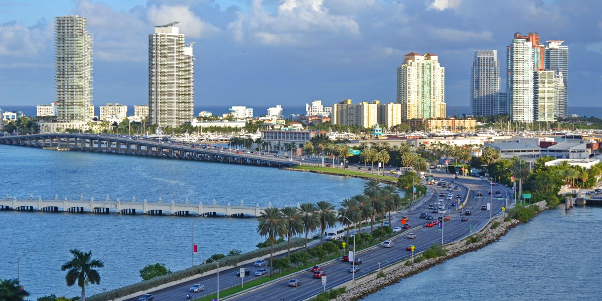 La mejor consigna de equipaje cerca del puerto de cruceros de Fort Lauderdale