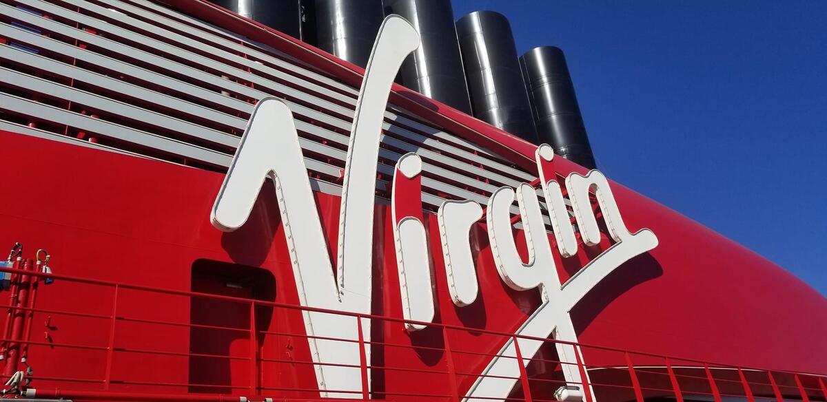 Diez cosas extrañas sobre Virgin Voyages (y por qué deberías navegar con ellos)