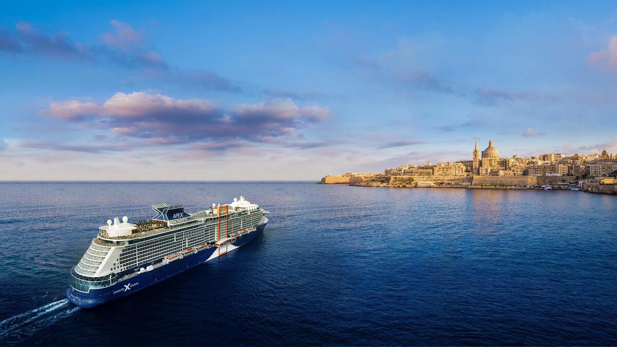 Celebrity Cruises: barcos, consejos y guías de viaje