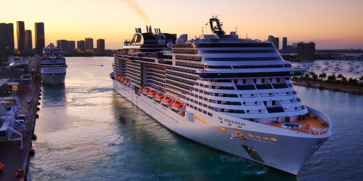 ¿Cómo llegan los cruceros al agua?